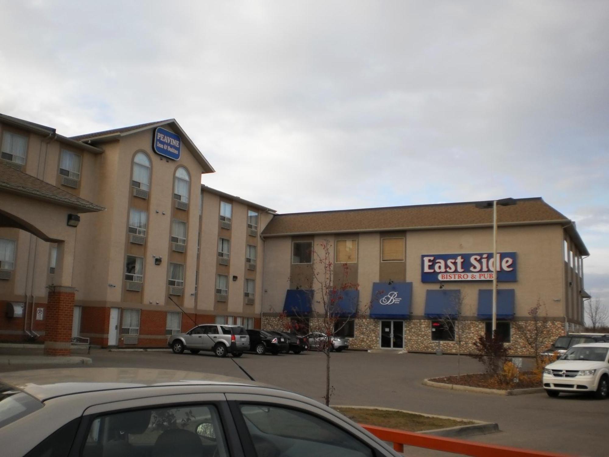 Peavine Inn & Suites High Prairie Bagian luar foto