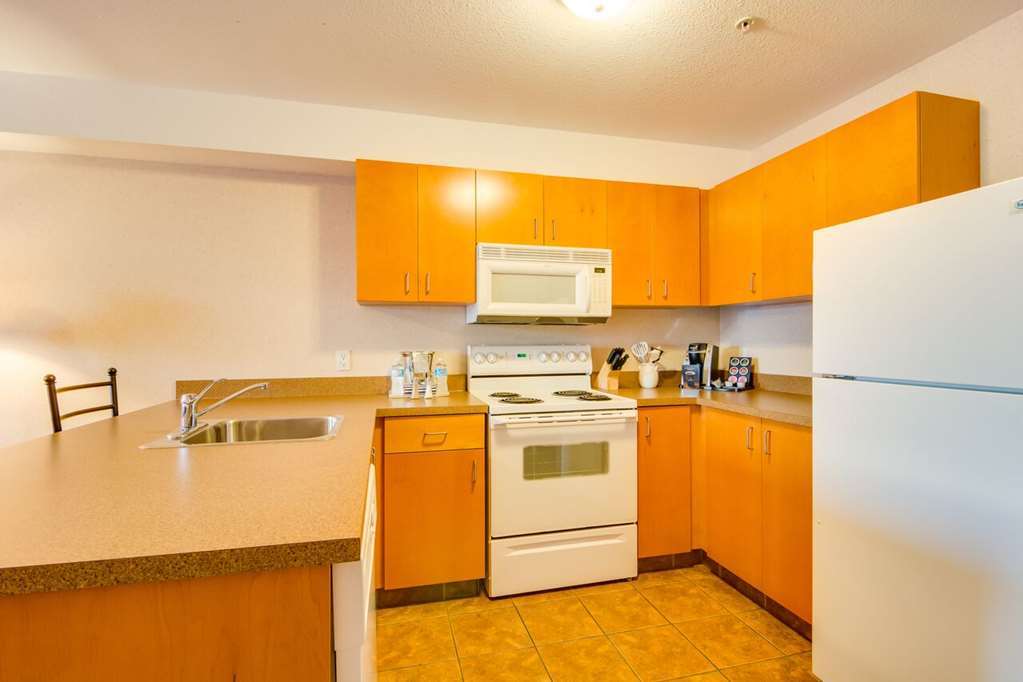 Peavine Inn & Suites High Prairie Ruang foto