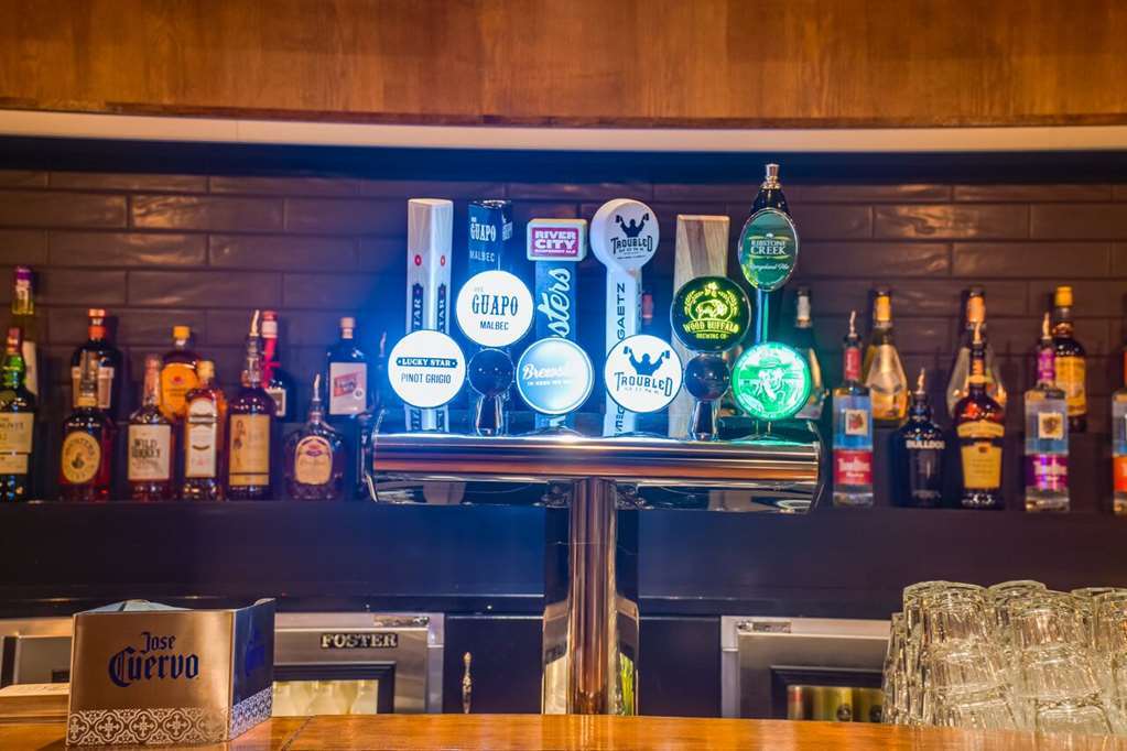 Peavine Inn & Suites High Prairie Restoran foto